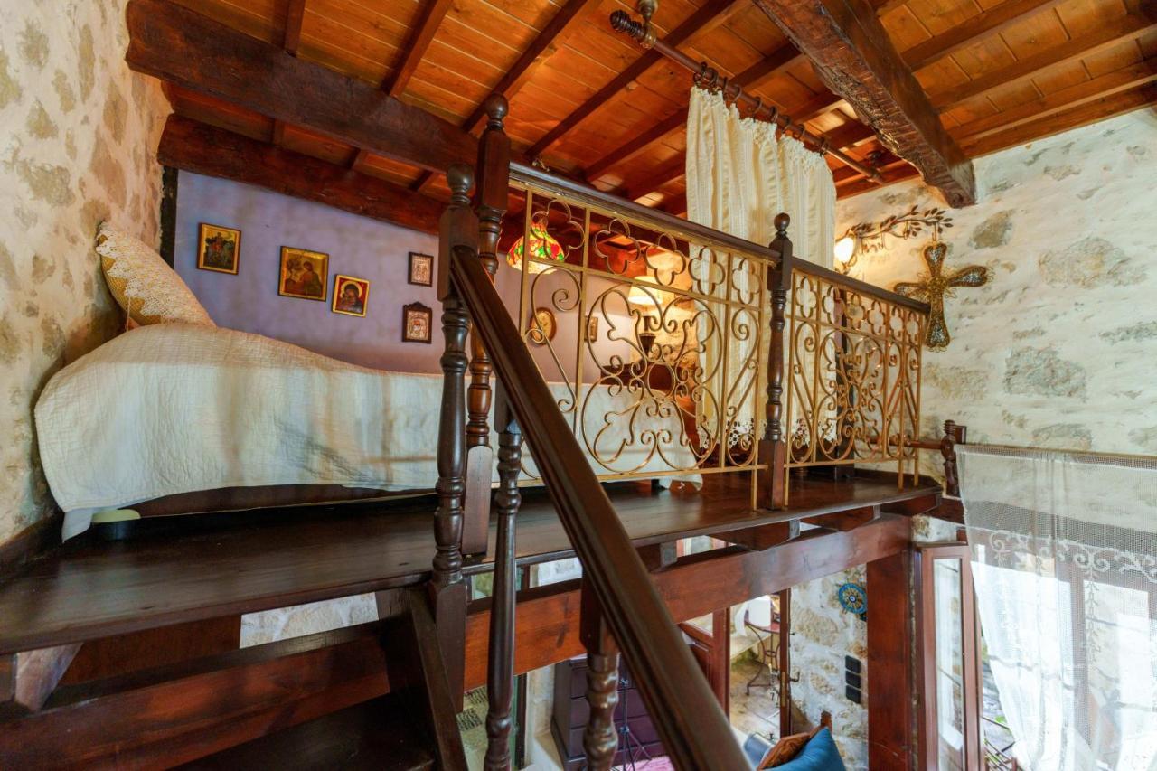 Traditional Cretan Houses,Agios Myronas Exterior photo