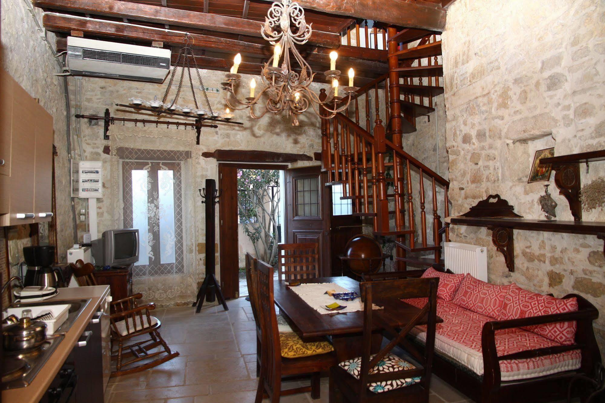Traditional Cretan Houses,Agios Myronas Exterior photo